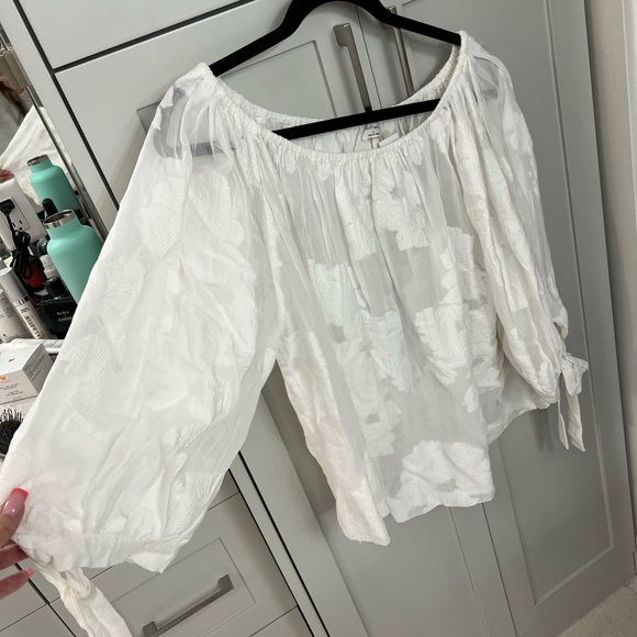 Wilfred calypso blouse NWT size small - Picture 4 of 4